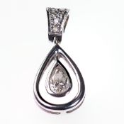 AN 18CT WHITE GOLD AND DIAMOND PENDANT