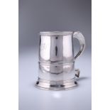 A GEORGE III SILVER MUG, LONDON 1765