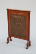 AN ARTS AND CRAFTS OAK AND COPPER FIRESCREEN, CIRCA 1900