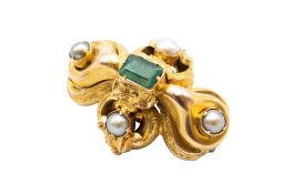 A MID 19TH CENTURY EMERALD AND HALF PEARL BROOCH