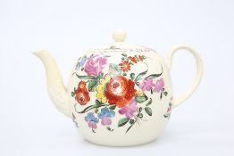 A LEEDS CREAMWARE TEAPOT