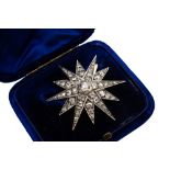 A LATE 19TH CENTURY DIAMOND STAR BROOCH