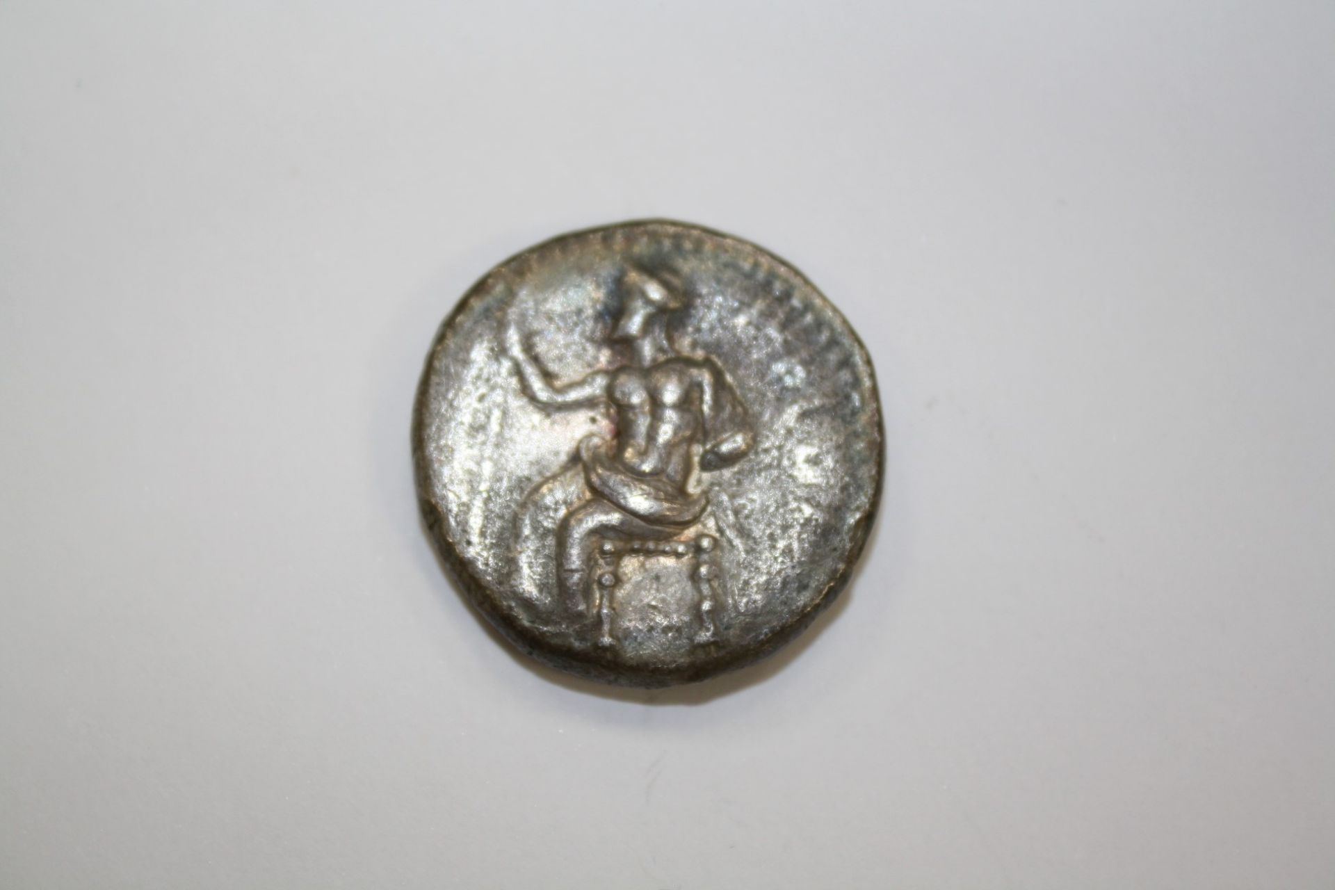 A SMALL COLLECTION OF THIRTEEN ANCIENT GREEK COINS - Bild 4 aus 22