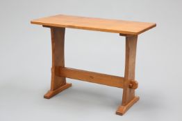 AN ACORNMAN OAK SIDE TABLE, CIRCA 1970'S/80'S