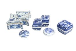 A GROUP OF FIVE CHINESE BLUE AND WHITE PORCELAIN BOXES