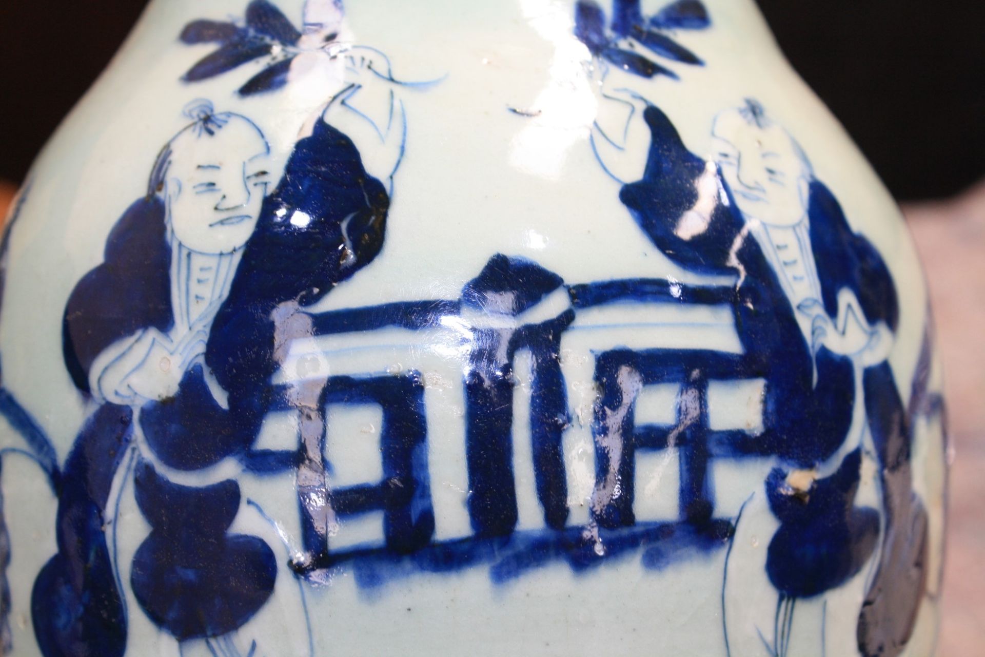 TWO CHINESE BLUE AND WHITE PORCELAIN VASES - Bild 6 aus 13