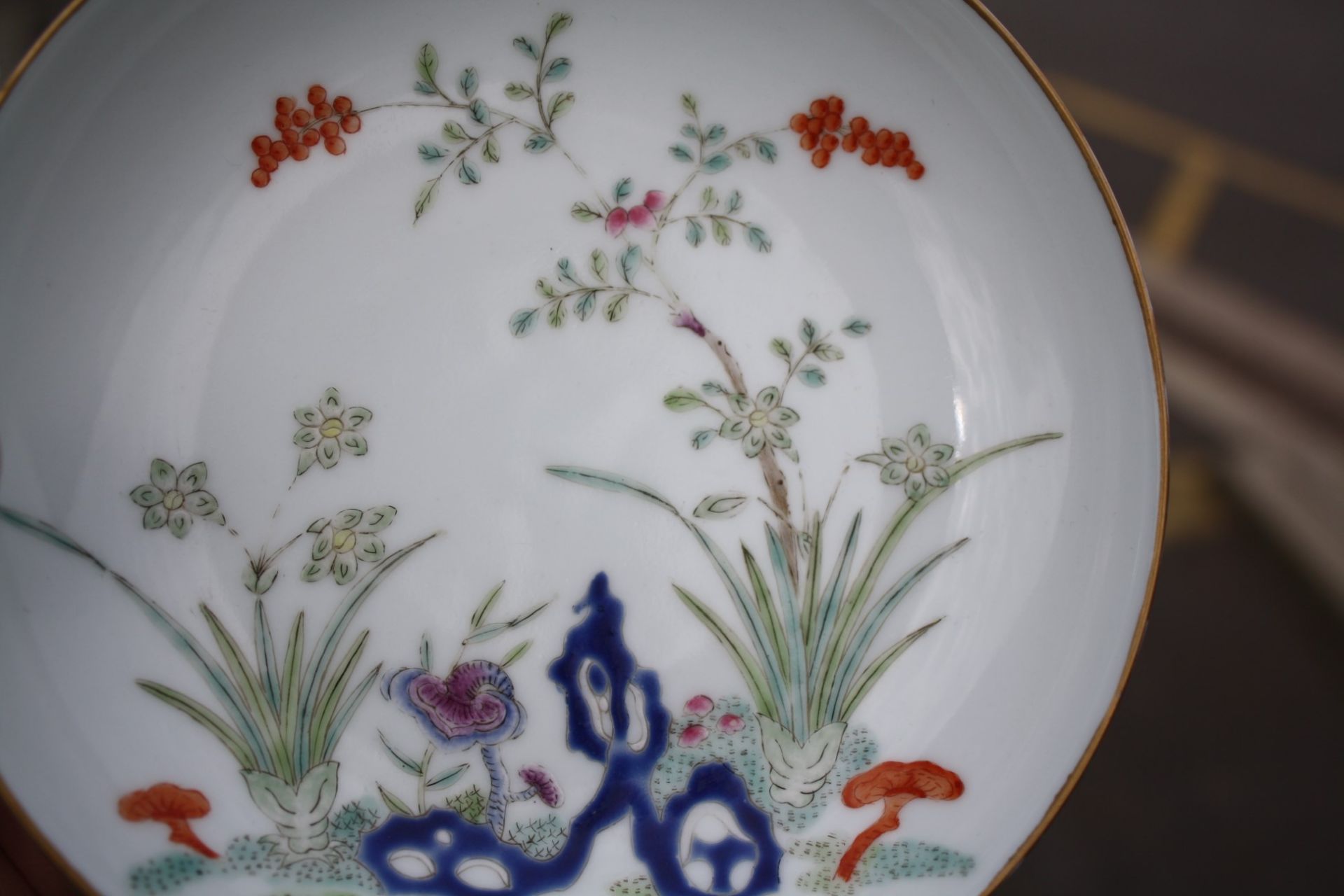 A CHINESE PORCELAINS SAUCER DISH - Bild 16 aus 16