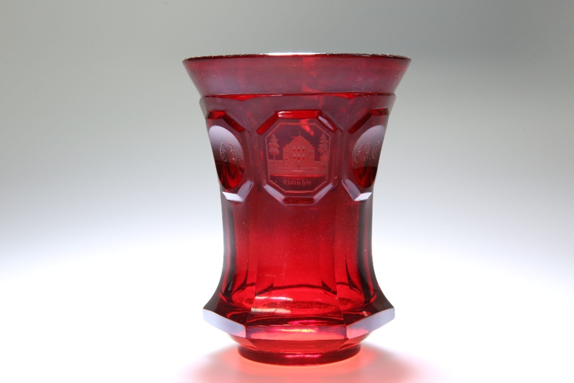 A GERMAN RUBY GLASS BEAKER, LATE 19th CENTURY