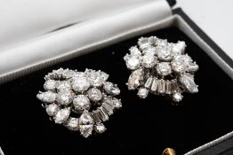 A PAIR OF DIAMOND CLIP EARRINGS