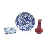 A CHINESE PORCELAIN BLUE AND WHITE DRAGON DISH