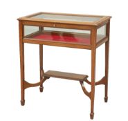 AN EDWARDIAN SATINWOOD INLAID MAHOGANY BIJOUTERIE TABLE