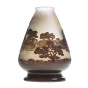 EMILE GALLE (1846-1904) - A CAMEO GLASS VASE