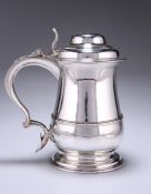 A GEORGE III SILVER LIDDED TANKARD