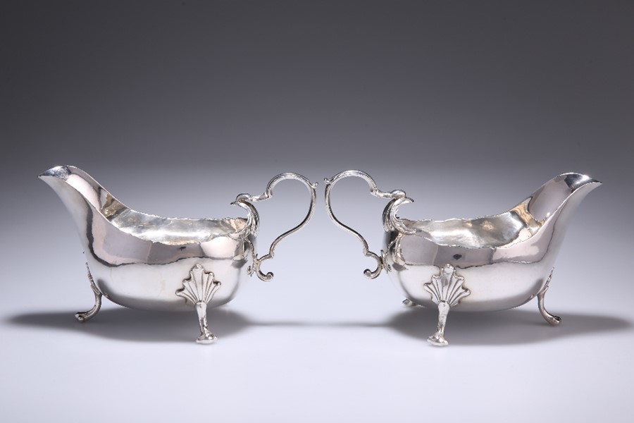 A PAIR OF IRISH SILVER SAUCEBOATS