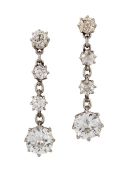 A PAIR OF DIAMOND DROP EARRINGS