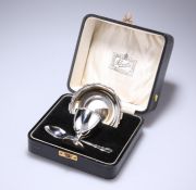 A GEORGE V SILVER CHRISTENING SET