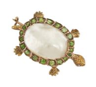 A GEM-SET TURTLE BROOCH