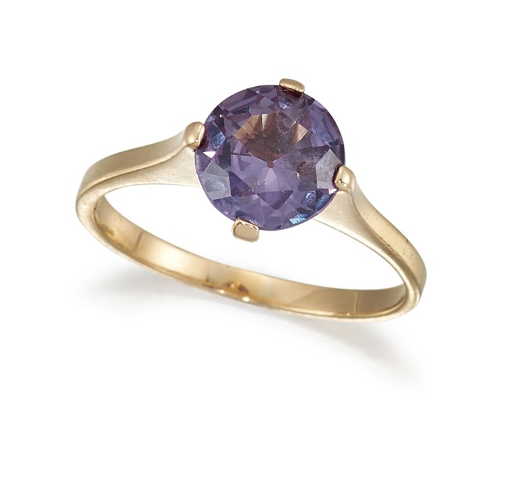 A SYNTHETIC ALEXANDRITE RING - Image 3 of 3