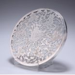 A LARGE TIFFANY & CO STERLING SILVER AND GLASS COASTER
