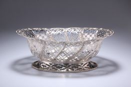 A VICTORIAN PIERCED SILVER DISH