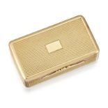 A GEORGE IV 18 CARAT GOLD SNUFF BOX