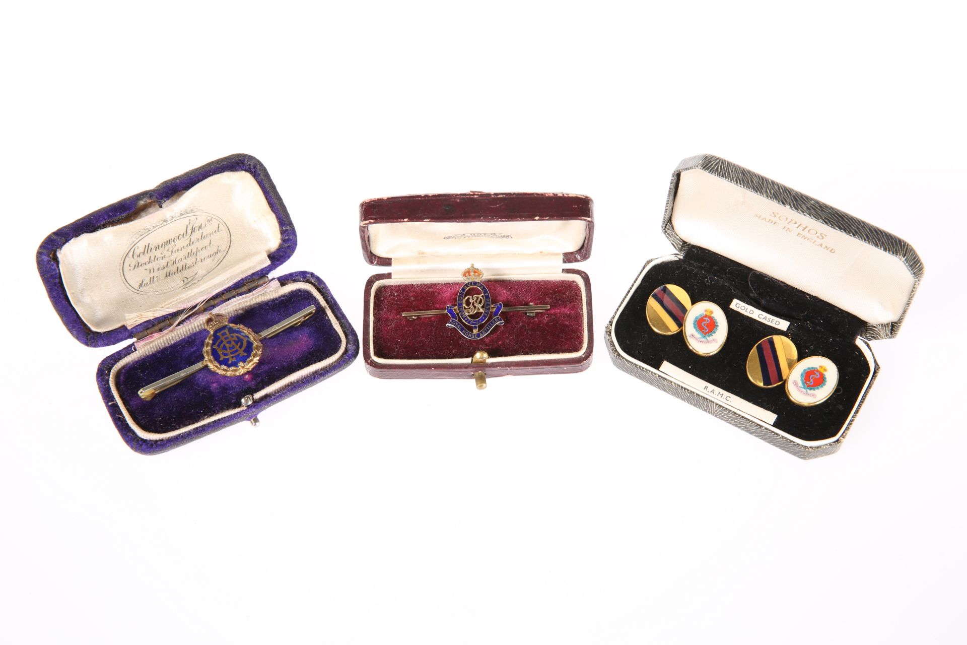A WORLD WAR I SWEETHEART BROOCH OF THE ARMY DENTAL CORPS