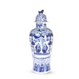 A CHINESE BLUE AND WHITE VASE AND COVER, 19TH CENTURY