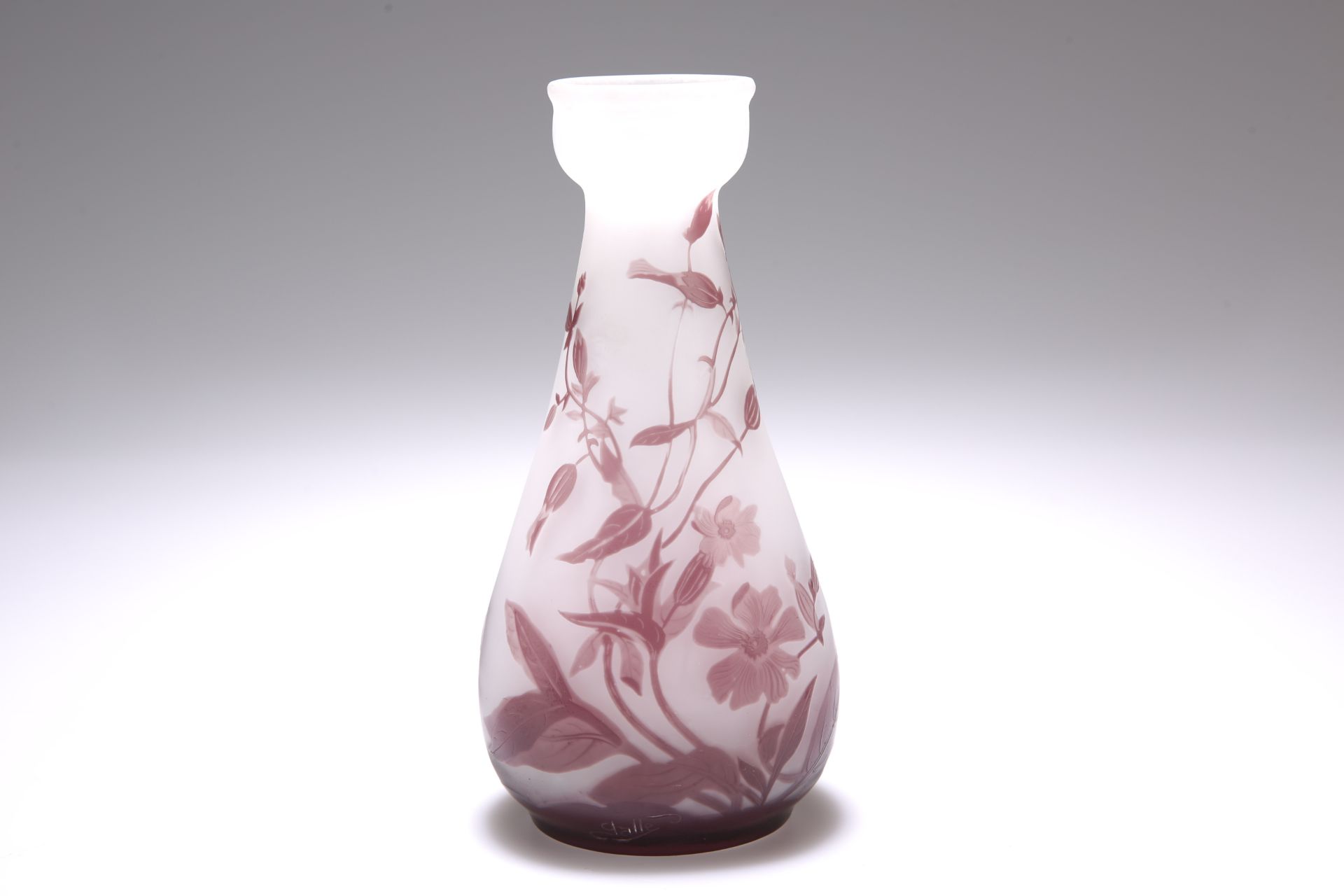 EMILE GALLE, A CAMEO GLASS VASE