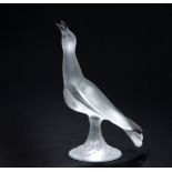 LALIQUE, A POLISHED AND FROSTED GLASS MODEL OF A SEAGULL
