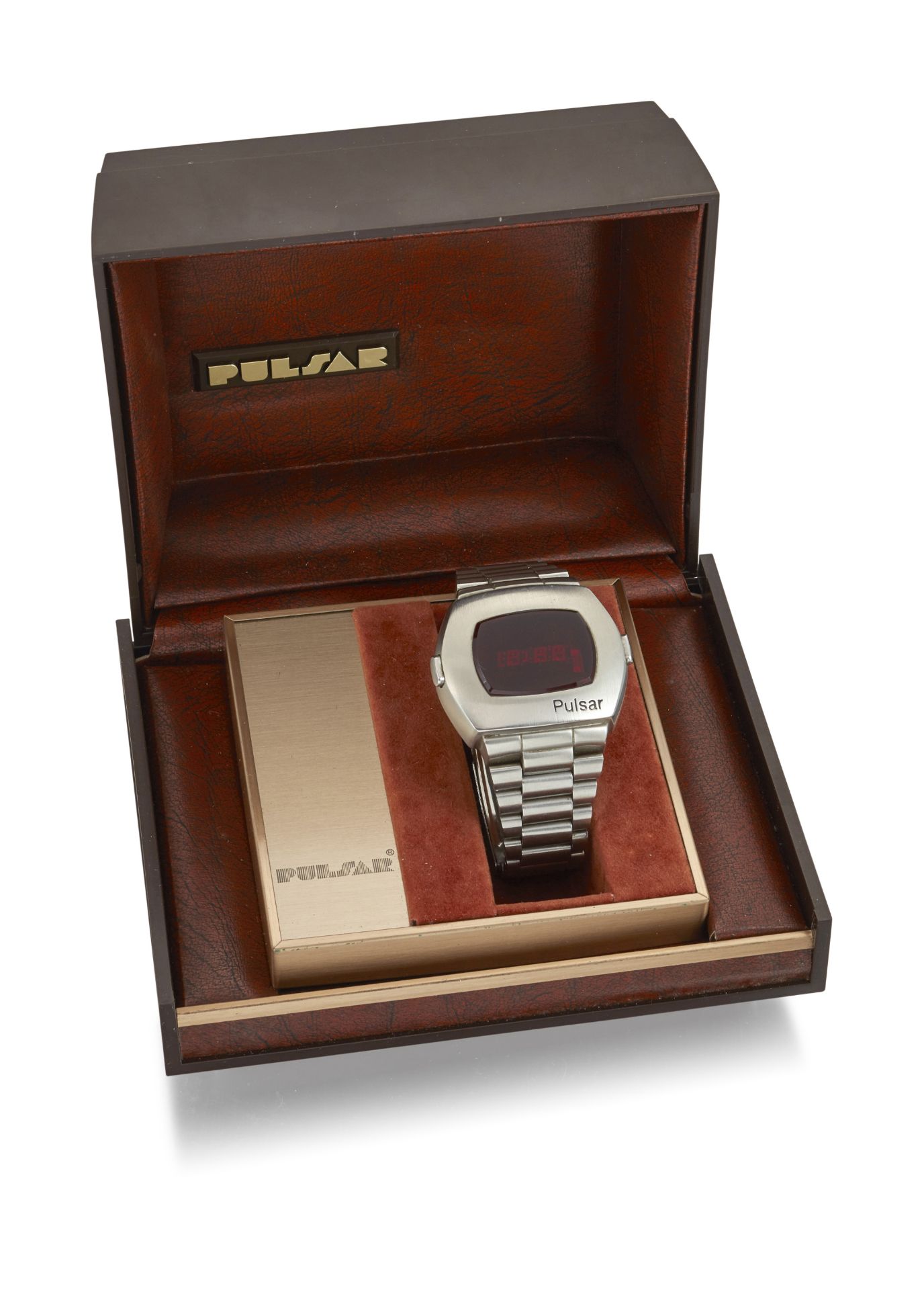 A STAINLESS STEEL PULSAR DIGITAL LED BRACELET WATCH, CIRCA 1975 - Bild 4 aus 4