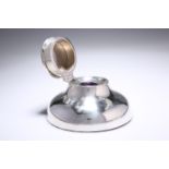 A LARGE GEORGE V SILVER INKWELL, by A & J Zimmerman Ltd