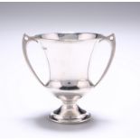 A SMALL GEORGE V SILVER TWO-HANDLED CUP