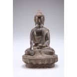 A TIBETAN BRONZE FIGURE OF BUDDHA SHAKYAMUNI