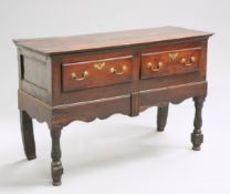 A JOINED OAK DRESSER, LATE 17TH / EARLY 18TH CENTURY