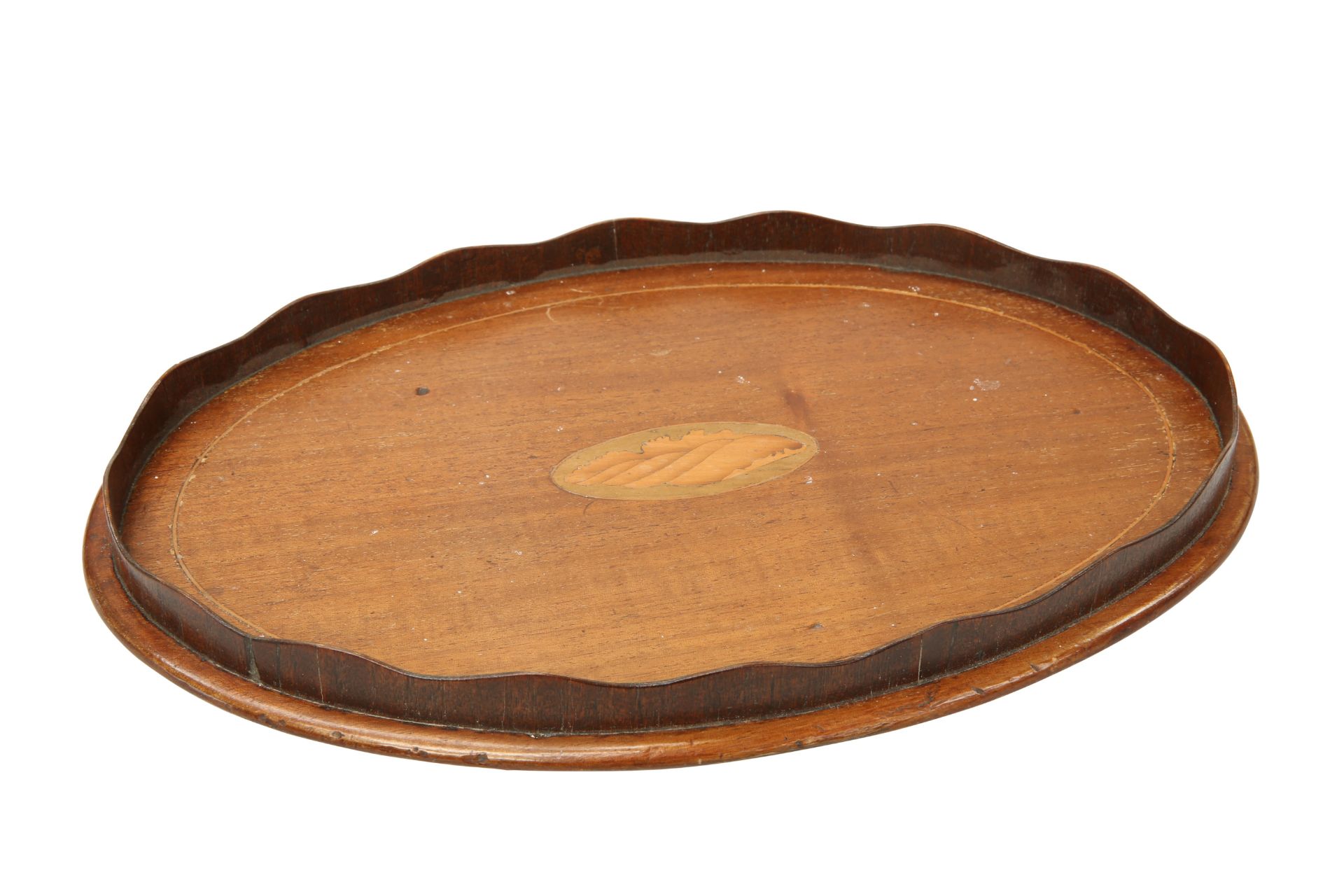 A SMALL EDWARDIAN INLAID MAHOGANY OVAL TRAY,