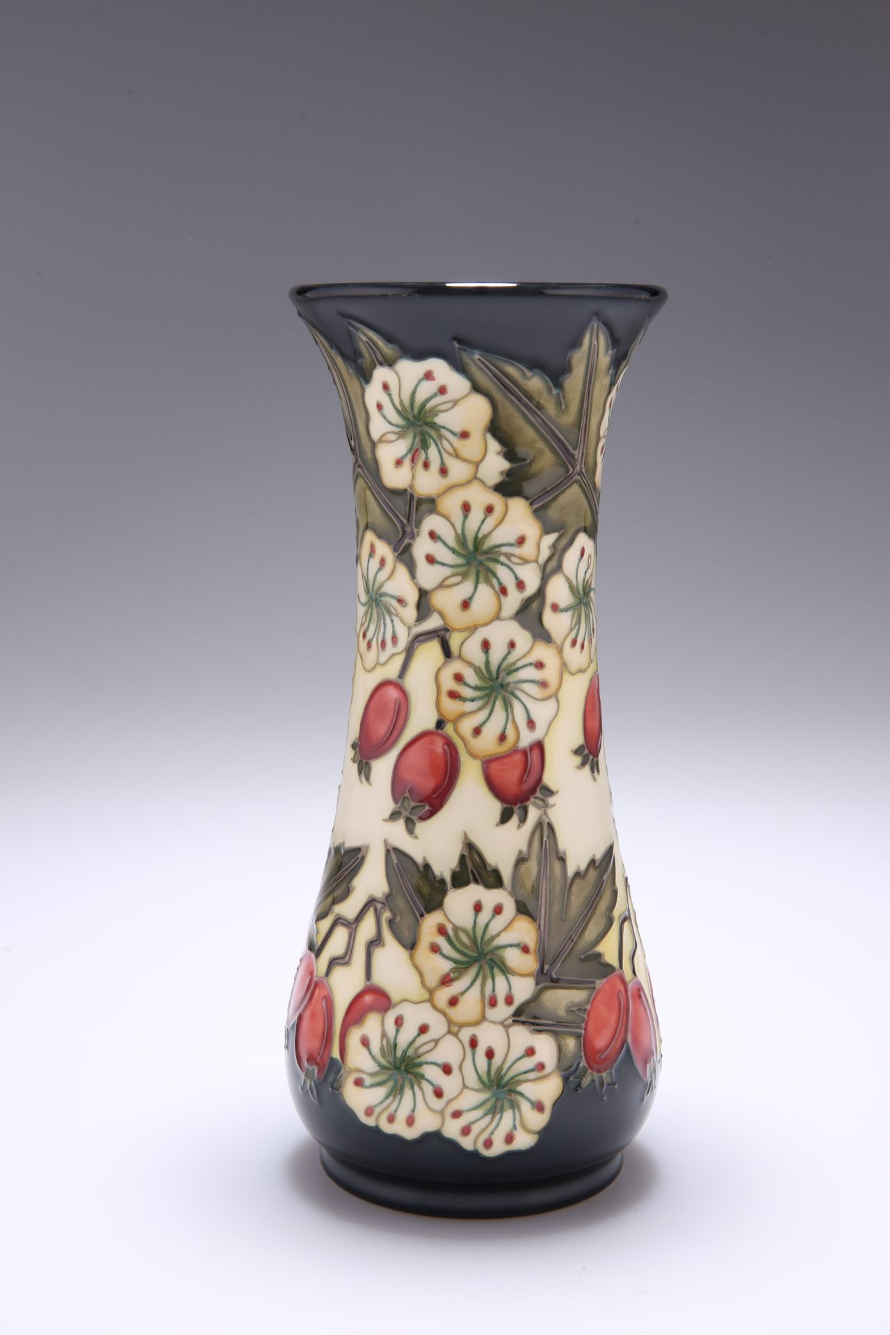 A MOORCROFT POTTERY LIMITED EDITION VASE