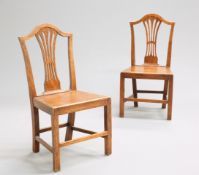 A PAIR OF GEORGE III COUNTRY OAK AND ELM SIDE CHAIRS