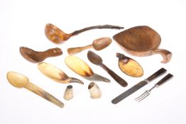 A COLLECTION OF TREEN AND HORN ARTICLES, 18TH / 19TH CENTURY