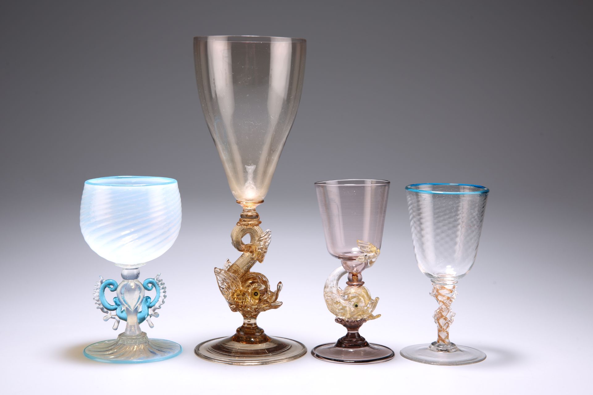 FOUR VENETIAN GLASSES, LATE 19TH / EARLY 20TH CENTURY