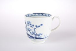 A WORCESTER COFFEE CUP, CIRCA 1770