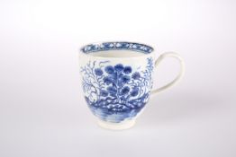 A WORCESTER BLUE AND WHITE COFFEE CUP, CIRCA 1770