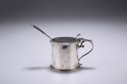 AN EDWARDIAN SILVER MUSTARD POT