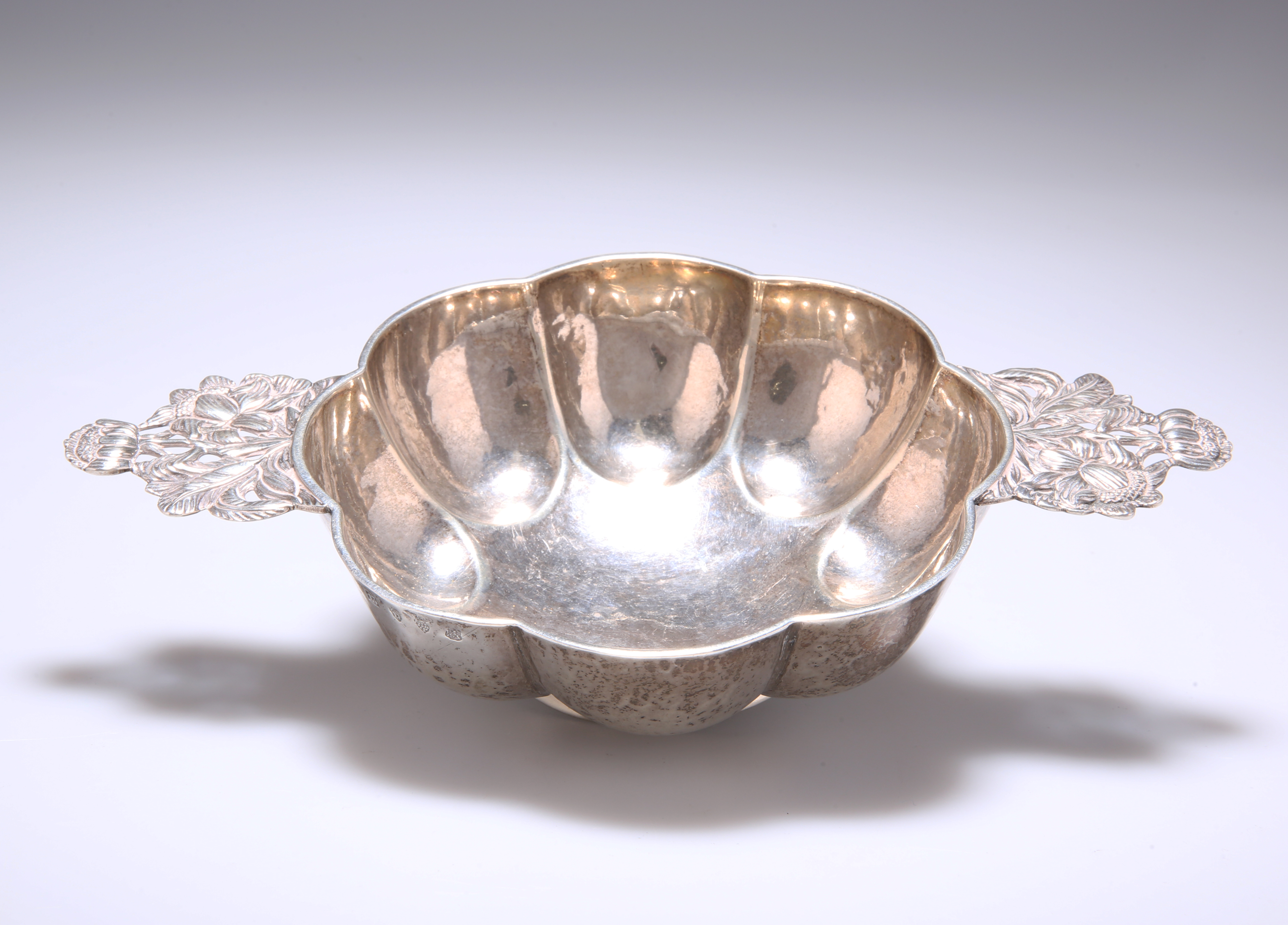 A CONTINENTAL SILVER BRANDY BOWL - Image 2 of 4