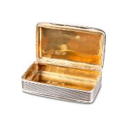 A WILLIAM IV SILVER SNUFF BOX