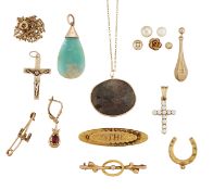 A QUANTITY OF MIXED 9CT GOLD AND OTHER JEWELLERY, the 9ct gold approx. 7.6g, together with a