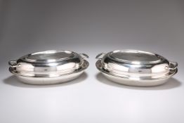 A PAIR OF GEORGE V SILVER ENTREE DISHES, by Robert Pringle & Sons, London 1926