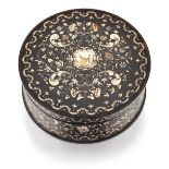 AN 18TH CENTURY PIQUE WORK TORTOISESHELL SNUFF BOX