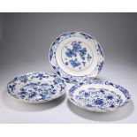 AN 18TH CENTURY DELFT BLUE AND WHITE ALMS DISH