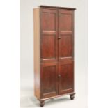 AN EARLY 19TH CENTURY MAHOGANY CUPBOARD