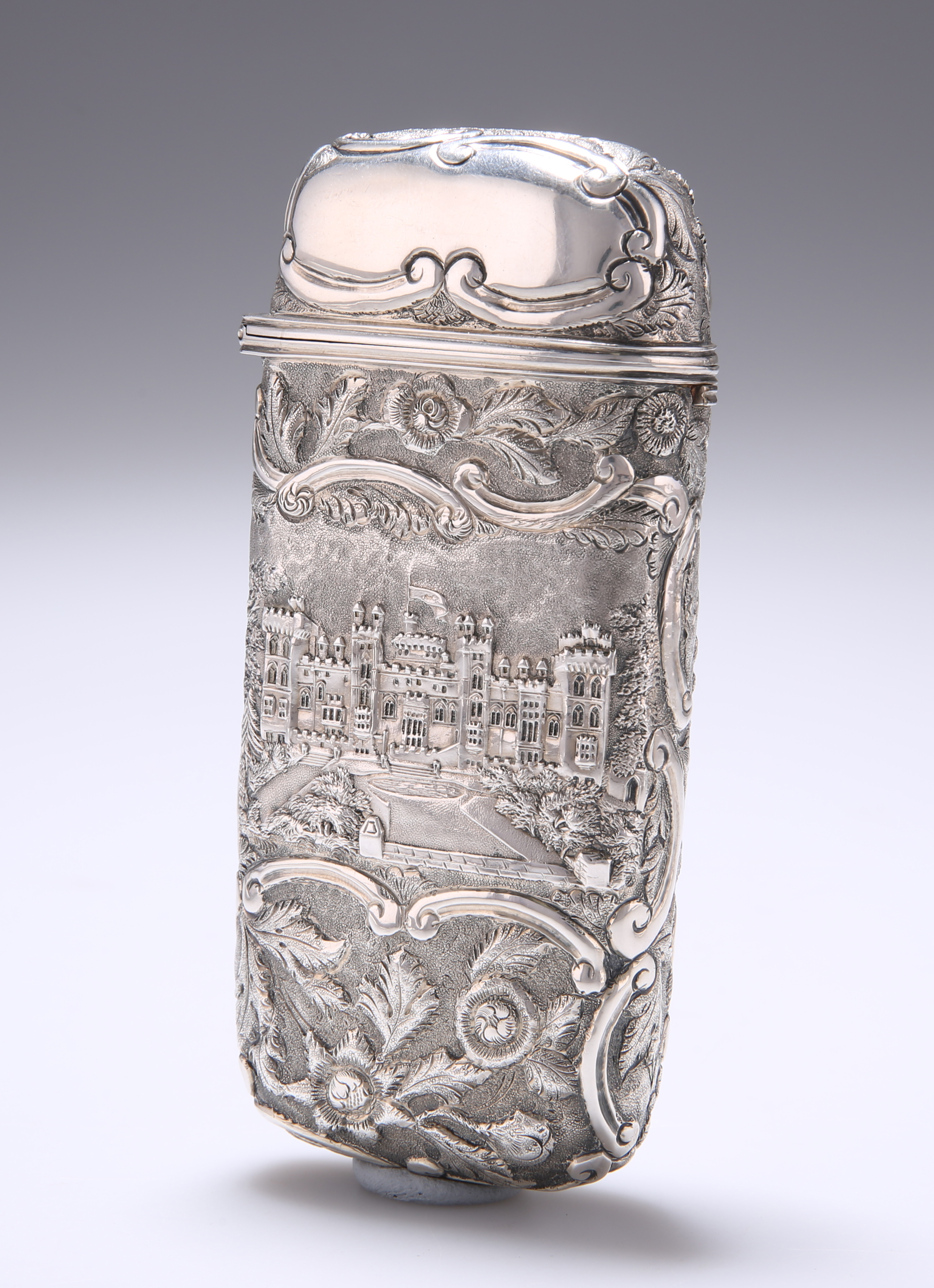 AN EARLY VICTORIAN SILVER CHEROOT CASE - Image 3 of 3